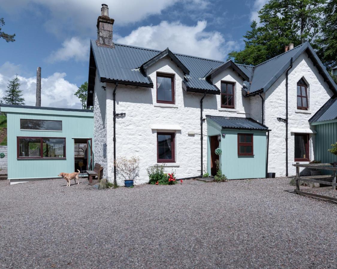 Gulabin Lodge Glenshee エクステリア 写真